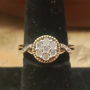 Diamond Engagement ring 925 gold plated.